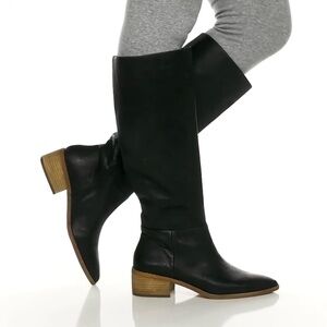 Vince Camuto Beaanna Leather High Boots Womens Size 8.5 Black Pointed Toe